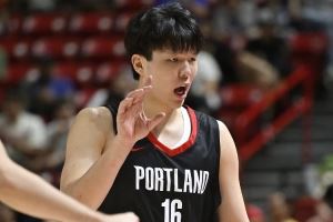勇记:知道👍杨瀚森为何能提升到16顺位了 他是球队不错的补充