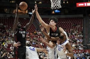 媒体人:比卢普斯赛后连续对杨瀚森说了好几遍“Good Job”