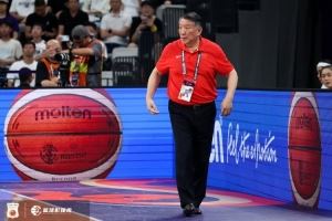 杨毅:别觉得亚洲杯无所谓 对篮协新领导班子来说拿成绩很重要