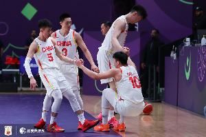 胡明轩:要以身作则 把比赛经验&防守态度传递给年轻球员