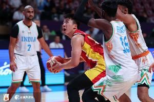 媒体人:小组赛练级结束 接下来是真刀真枪较量 我们还是一场场拼