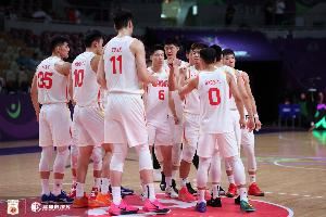 媒体人:尽管小组赛对手成色有限 但中国队进步还是显而易见的