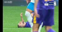 仅踢了28分钟即伤退!阿代米因伤无法坚持比赛,孙铭谦替补登场