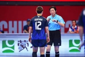 中国裁判员将执裁首届女子五人制足球世界杯,水平获高度认可