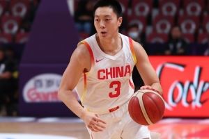 低迷过但从不低头!胡明轩亚洲杯场均12分1.7板2.8助 三分33中16