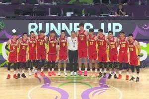 媒体人:过去5年闲聊总绕不过2019 5年后会聊起2025这个夜晚吗?