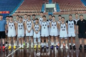 豪华耀眼!广东男篮全运会阵容:赵睿 胡明轩 徐杰 沈梓捷领衔!