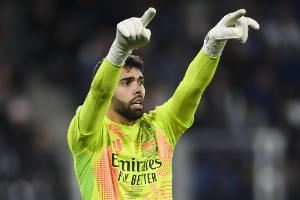 卡拉格:拉亚是枪手最佳引援之一,他将与阿利森竞争英超最强门将