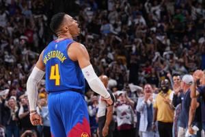 历史三双王退出NBA?美媒:距离赛季开始剩10天 威少仍是自由球员