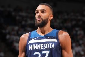 戈贝尔:我在夏天努力训练 新赛季在进攻端要更果断和有侵略性