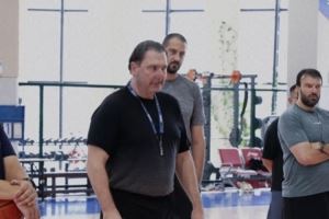  Stick to the grind！坚持下去 福建男篮最新训练动态来袭
