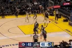 上来就打!小卡单打巴特勒 转身后仰中投空心命中!