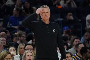 科尔谈最近的“勇三疯”:更好地掌控了比赛节奏 限制对手的转换