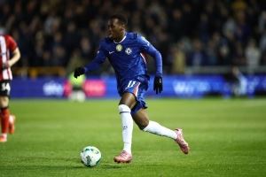 TA:切尔西再次暴露防线弱点,吉滕斯、桑托斯的表现值得肯定