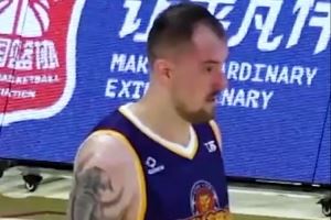 欢迎巴尔文加入香港金牛!让我们一起来欣赏下他的精彩表现吧