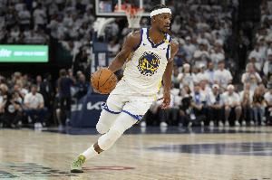  拯救大兵库里失败！巴特勒20+6+7+3+2燃尽了！