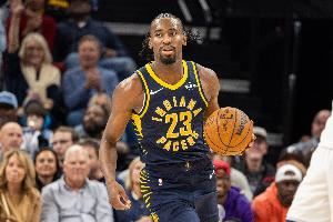  最大功臣！内史密斯19中10&5记三分砍下31分6篮板