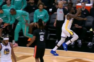  瓦塞尔三分飚中 追梦飞扑赔上犯规&反应激烈 科尔提出挑战但失败