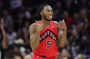  奎克利近3战场均23.7分5.0板5.7助 投篮命中率60.9%&三分54.2%